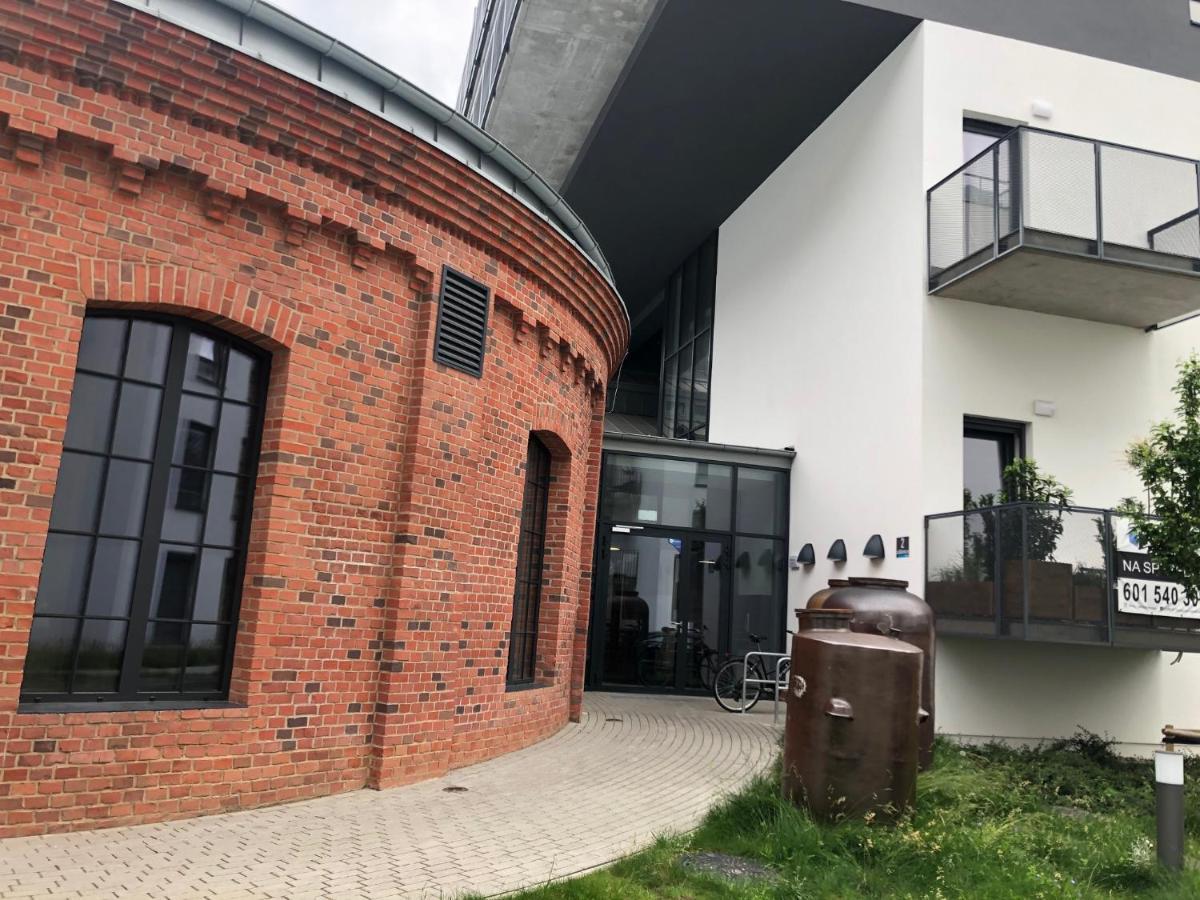 Apartament Alfa With Parking Познань Екстер'єр фото